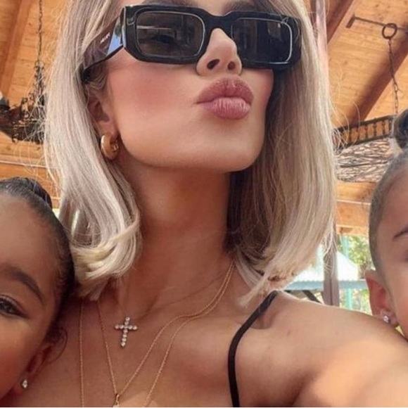 NEW PRADA PR06YS 09Q5S0 SQUARE BLACK PRADA SUNGLASSES PR06YSF 09Q-5S0  SPR 06Y - Picture 10 of 13